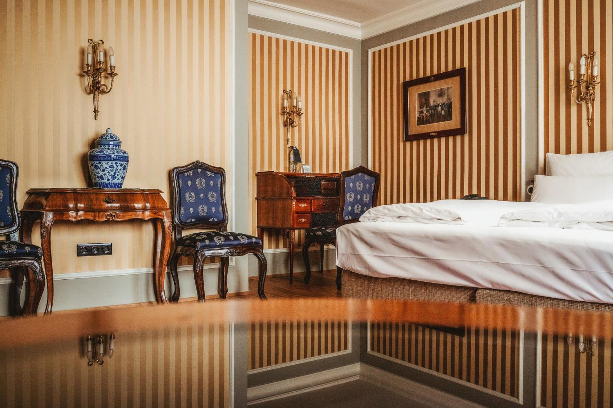 Henri Hotel Wien Siebterbezirk Ngoại thất bức ảnh